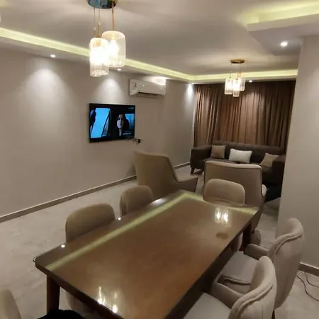 شقة مستوى فندقى المهندسين للعائلات فقط Cairo Exterior photo